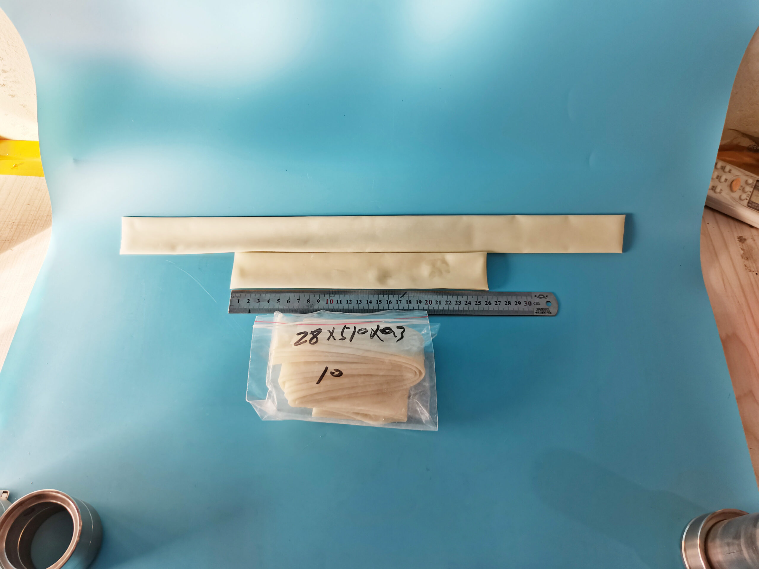 Comparison of different latex membrane properties in laboratory testing placeholder